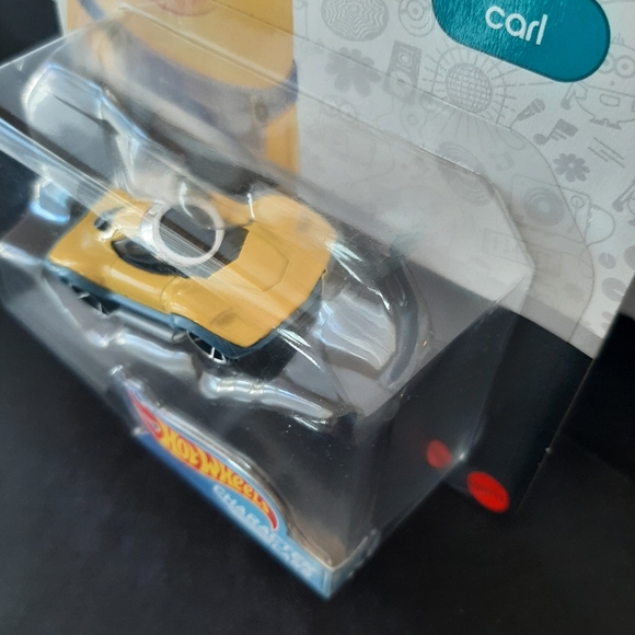 Minions Rise of Gru Hot Wheels 2020 Character Cars Diecast Collection Carl - Picture 4 of 9
